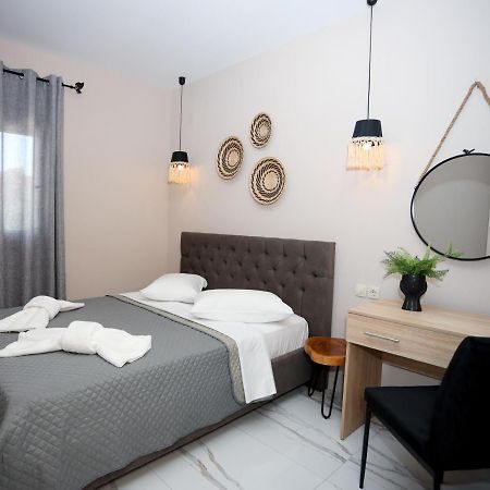 Greka Apartments Kalyves Polygyrou Экстерьер фото